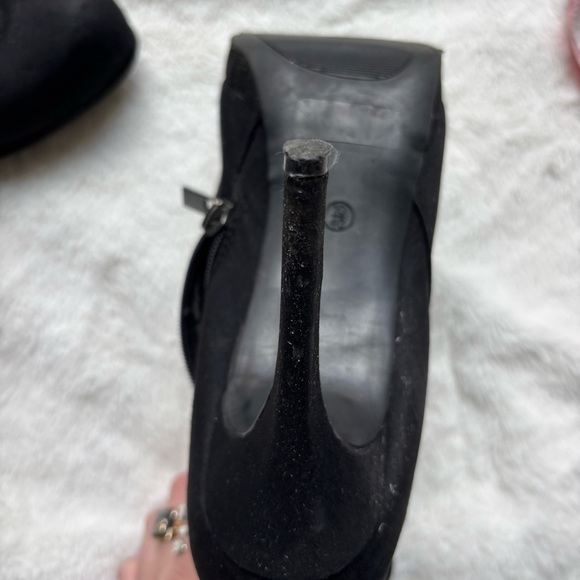 Le Château Stiletto Ankle Boots Black Suede Look Platform Booties Size 10/40 - Picture 9 of 12